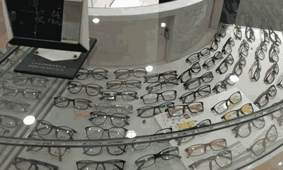 眼鏡店冷清卻屹立不倒的背后 暴利神話還是行業特殊性？