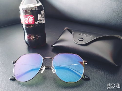 雙眸新寵，凹造型神器 andz金屬幾何框防藍光眼鏡，守護視力與時尚