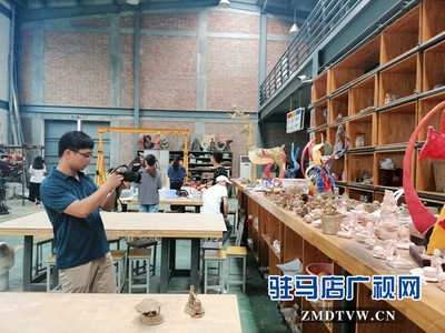 黃淮學院攝影作品首次入選第十二屆中國藝術節(jié)